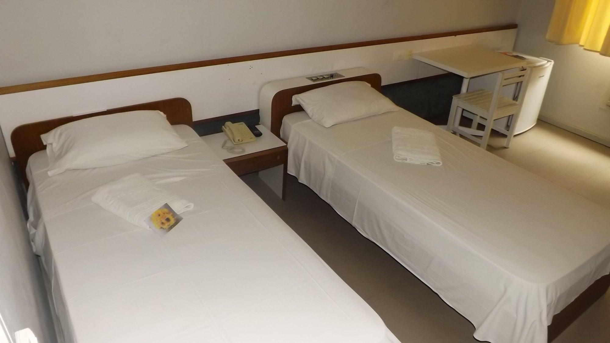 Hotel Rede Andrade San Martin à Curitiba Extérieur photo