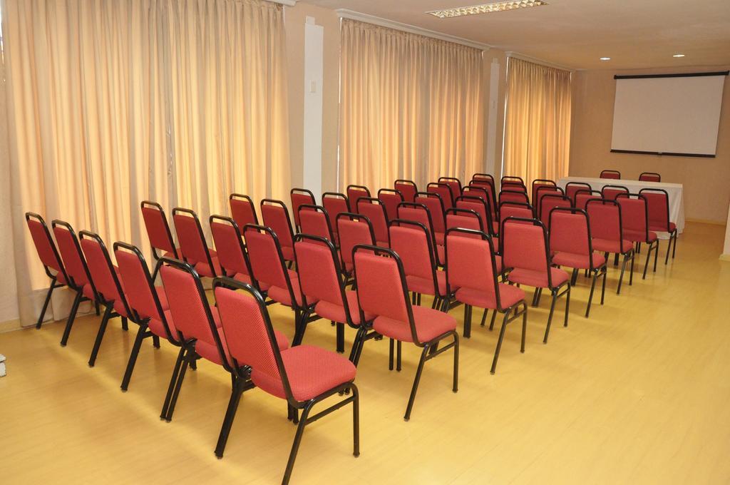 Hotel Rede Andrade San Martin à Curitiba Extérieur photo