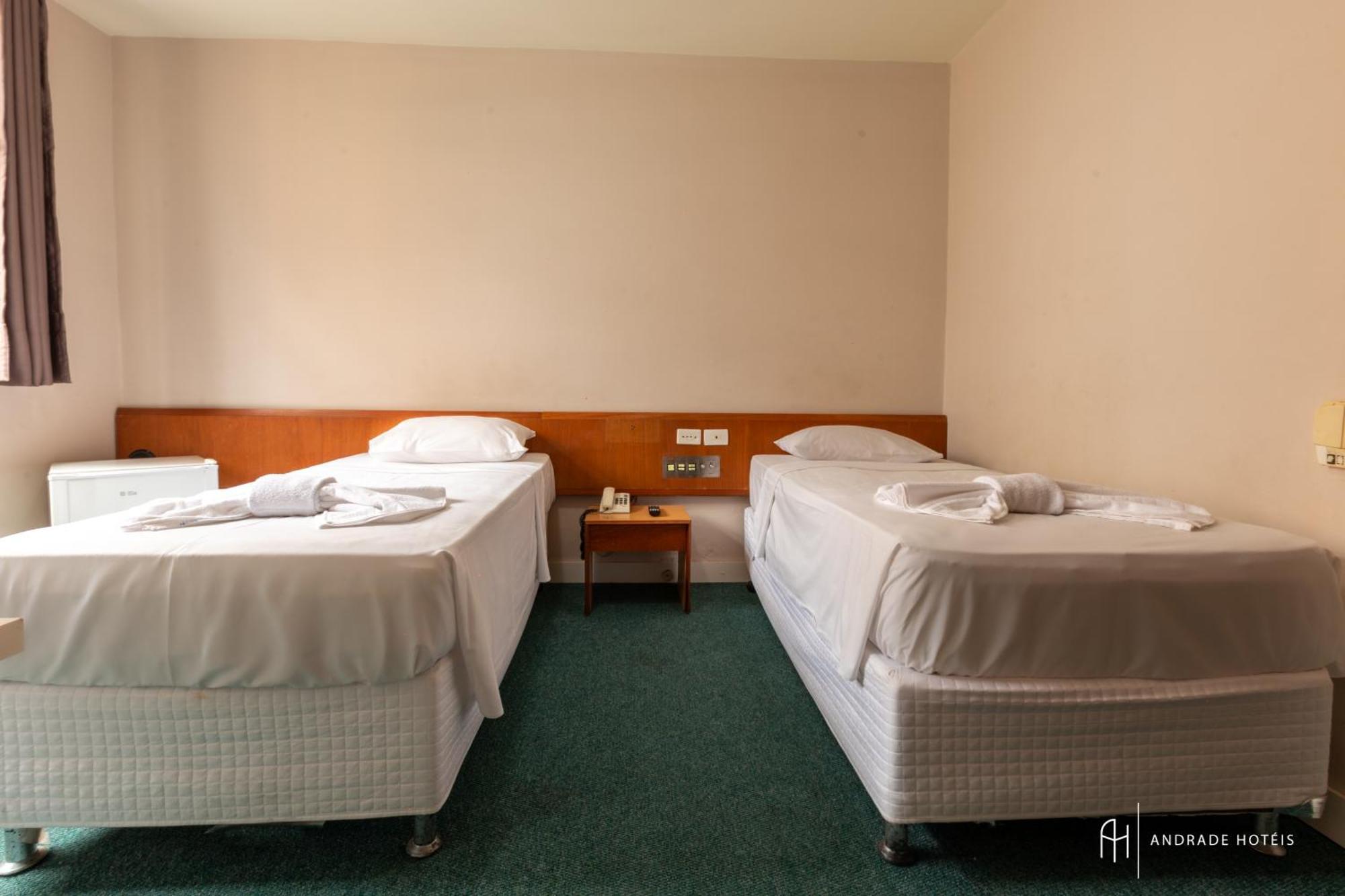 Hotel Rede Andrade San Martin à Curitiba Extérieur photo
