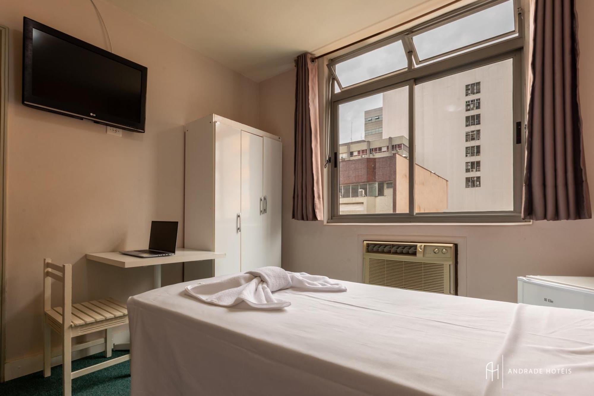 Hotel Rede Andrade San Martin à Curitiba Extérieur photo