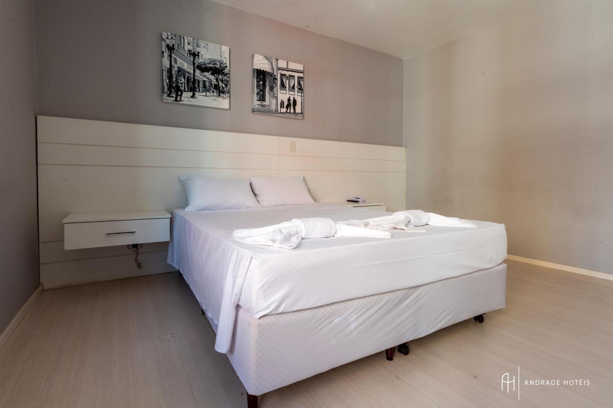 Hotel Rede Andrade San Martin à Curitiba Extérieur photo