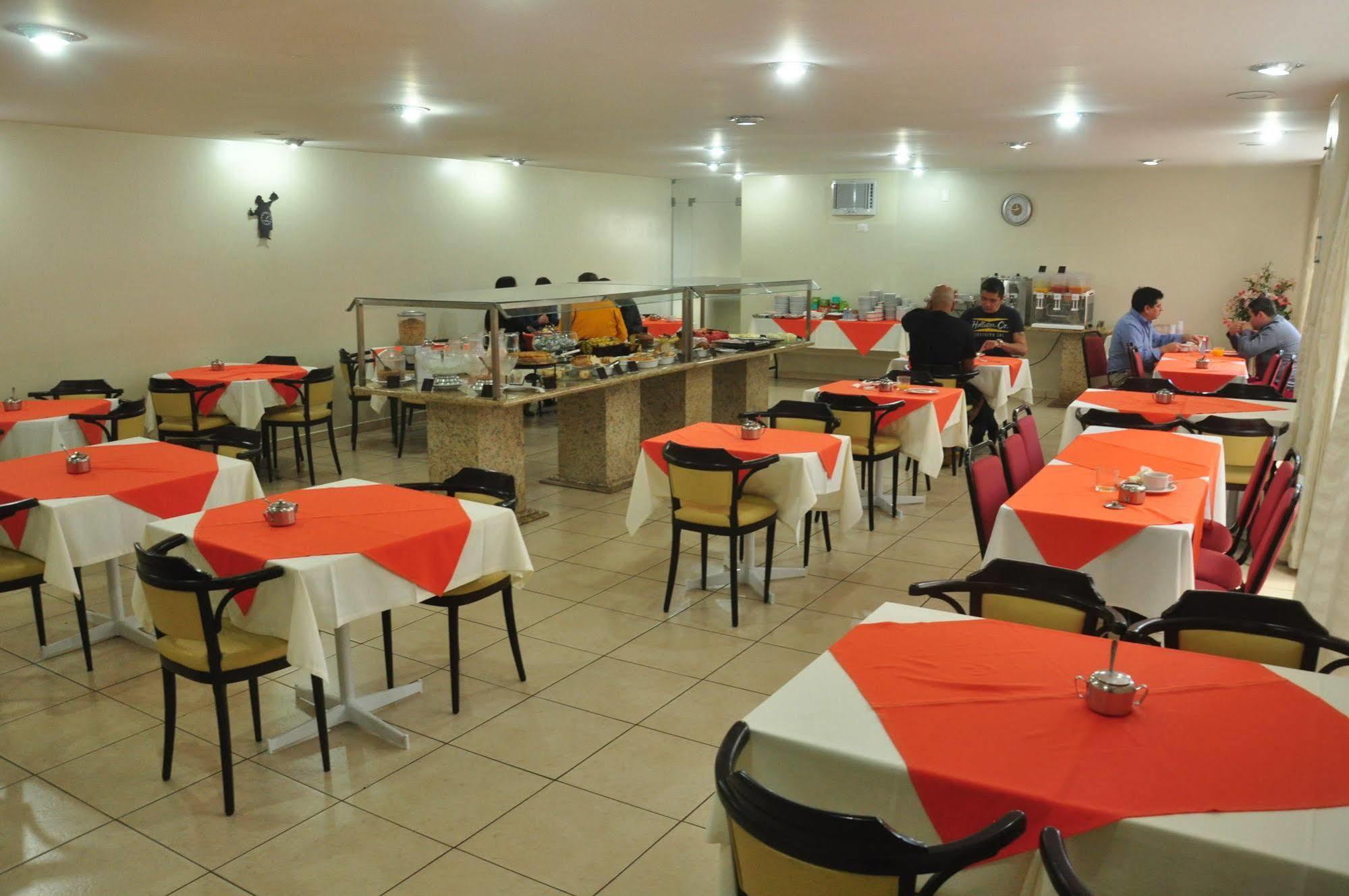 Hotel Rede Andrade San Martin à Curitiba Extérieur photo