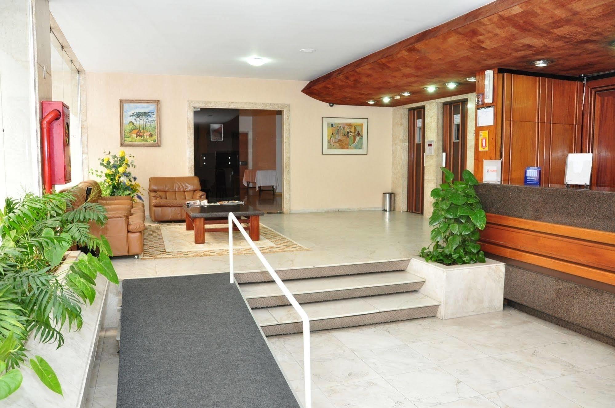 Hotel Rede Andrade San Martin à Curitiba Extérieur photo