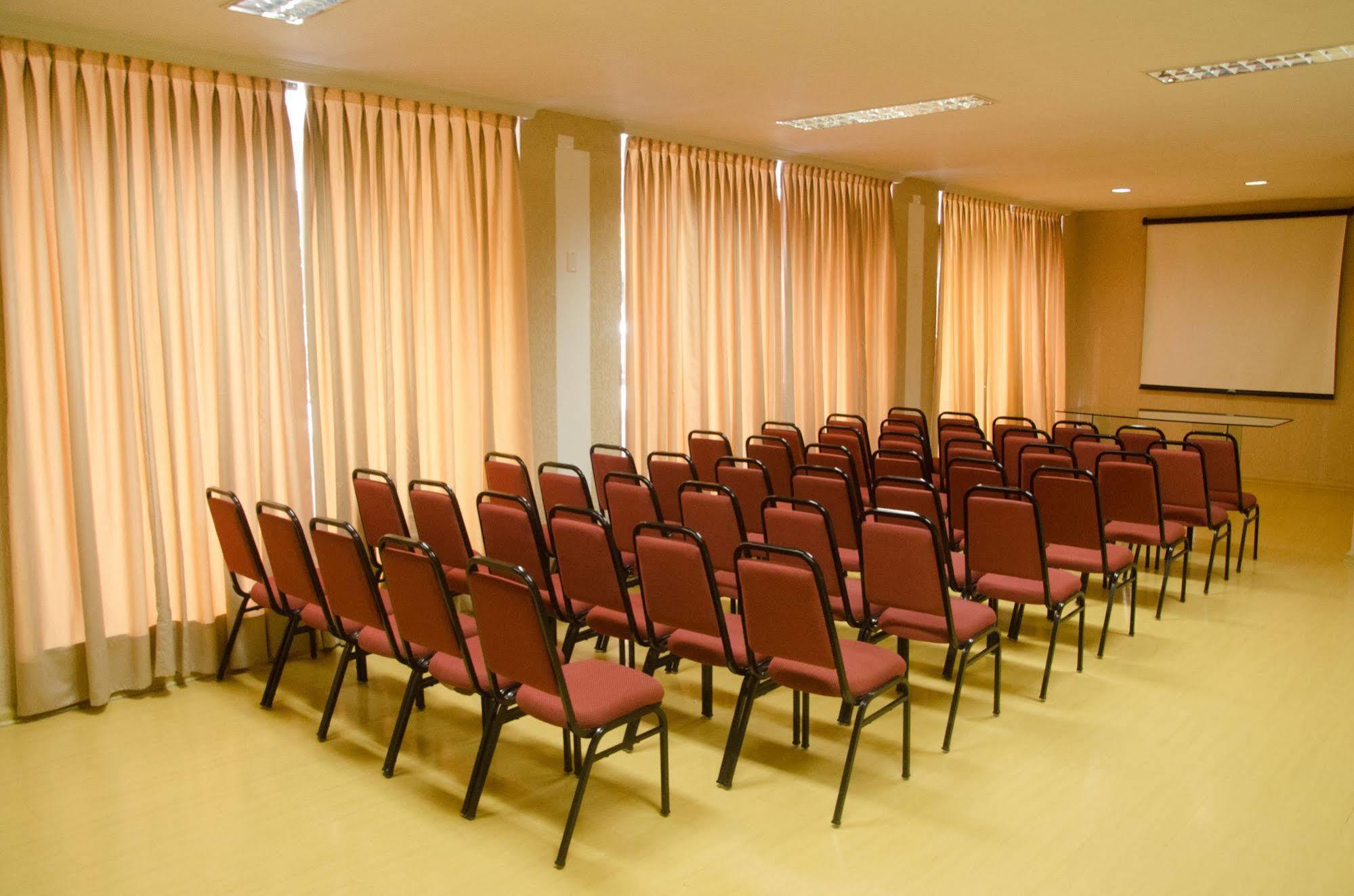 Hotel Rede Andrade San Martin à Curitiba Extérieur photo
